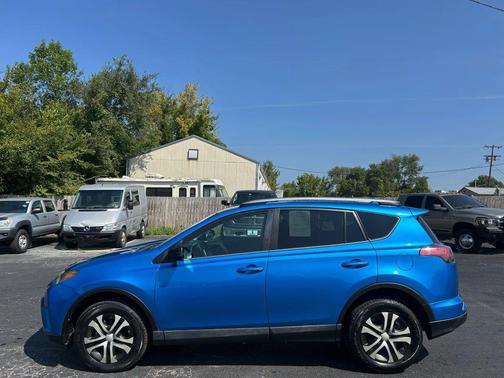 2017 Toyota RAV4 LE