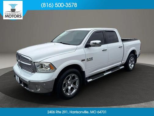 Bright White Clearcoat 2015 RAM 1500 Laramie