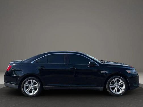 Shadow Black 2018 Ford Taurus SEL