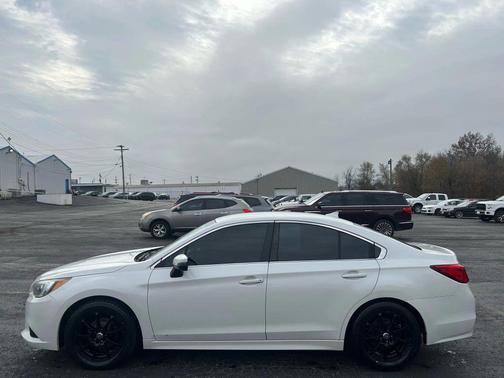 2017 Subaru Legacy Premium