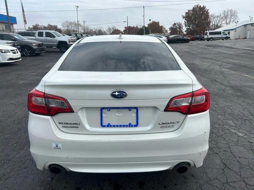 2017 Subaru Legacy Premium