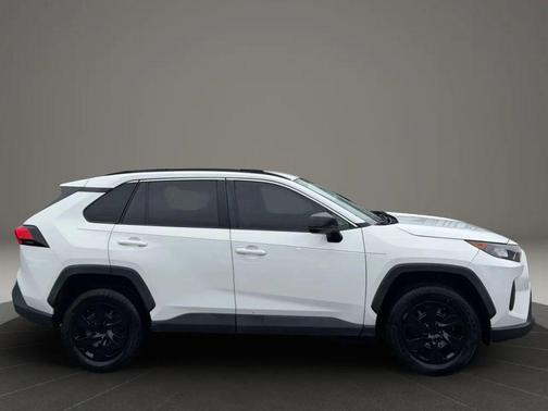 Super White 2019 Toyota RAV4 LE