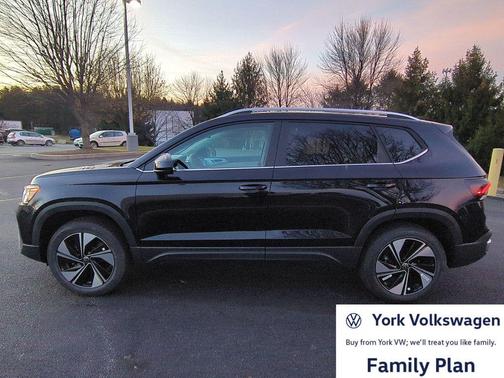 2026 Volkswagen Taos SE