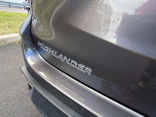 2017 Toyota Highlander Hybrid Platinum