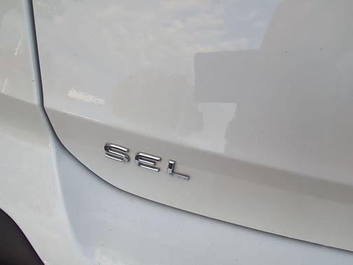 2024 Volkswagen Taos 1.5T SEL