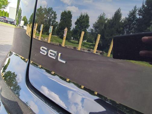 2023 Volkswagen Atlas Cross Sport 2.0T SEL