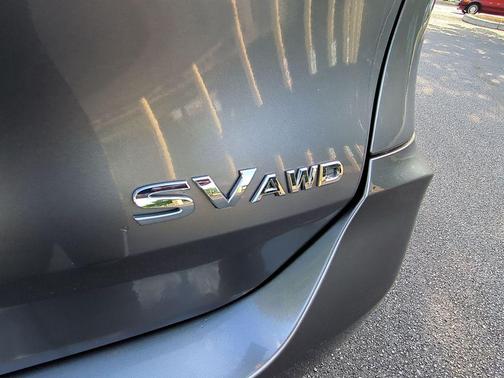 2017 Nissan Rogue SV