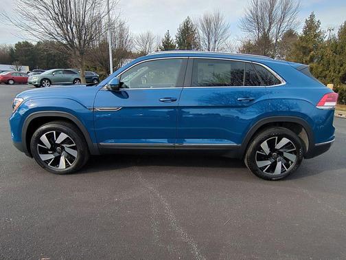 2025 Volkswagen Atlas Cross Sport 2.0T SEL