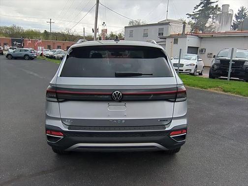 2025 Volkswagen Taos 1.5T SEL