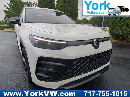 2025 Volkswagen Tiguan 2.0T SE R-Line Black 4MOTION