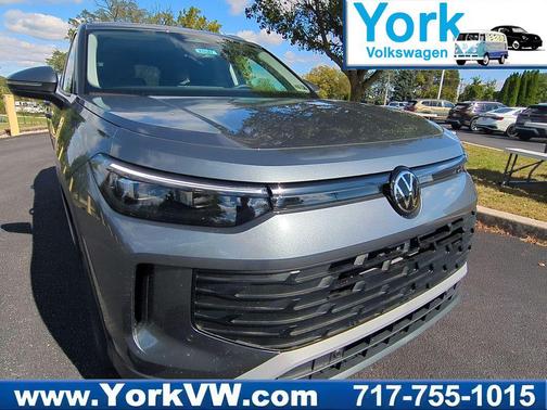 2025 Volkswagen Tiguan 2.0T SE 4MOTION