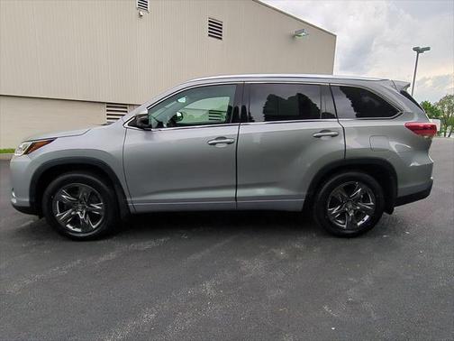 2017 Toyota Highlander Limited