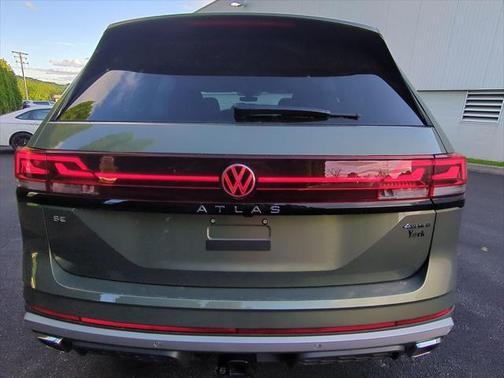 2025 Volkswagen Atlas 2.0T Peak Edition
