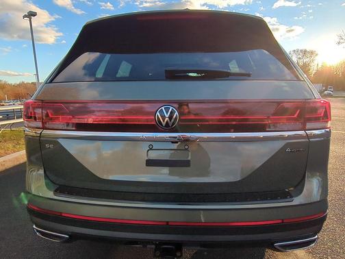 2026 Volkswagen Atlas 2.0T SE w/Technology 4MOTION