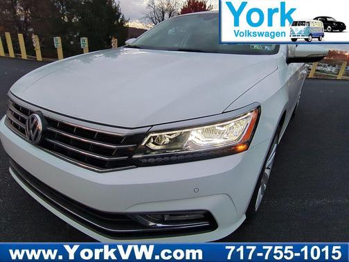 2017 Volkswagen Passat 1.8T SEL Premium