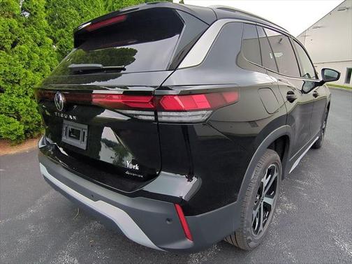 2025 Volkswagen Tiguan 2.0T SE 4MOTION