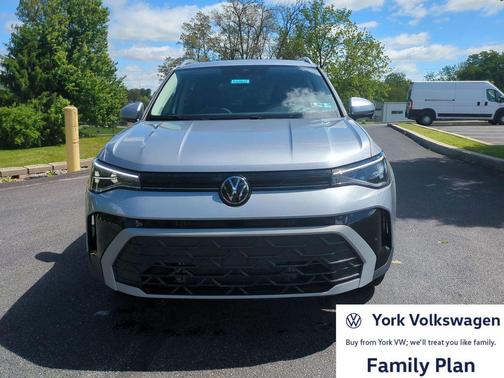 Pyrite Silver Metallic 2026 Volkswagen Taos SE