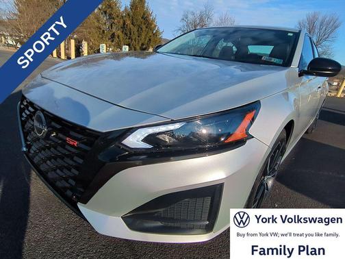 2023 Nissan Altima SR FWD