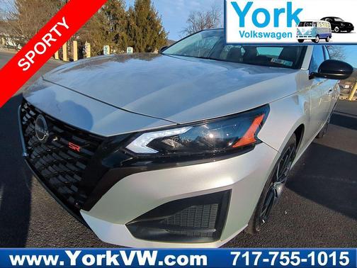 2023 Nissan Altima SR FWD