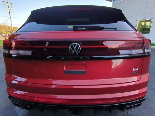 2025 Volkswagen Atlas Cross Sport 2.0T SEL