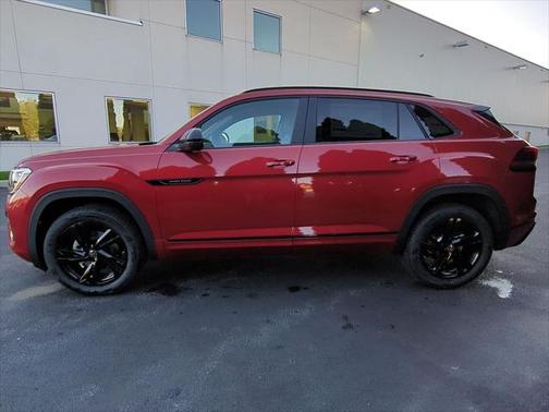 2025 Volkswagen Atlas Cross Sport 2.0T SEL
