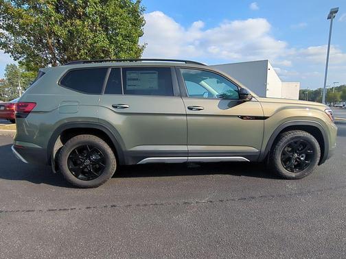 2025 Volkswagen Atlas 2.0T Peak Edition