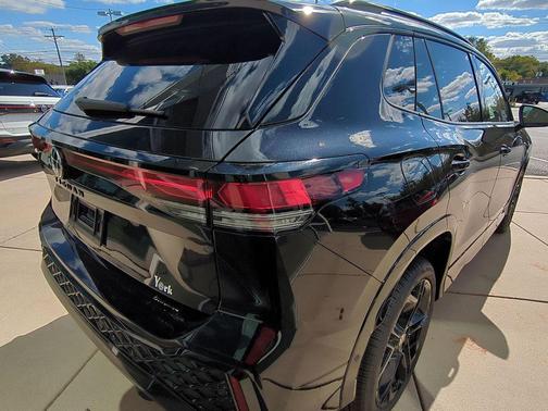 2025 Volkswagen Tiguan 2.0T SE R-Line Black 4MOTION