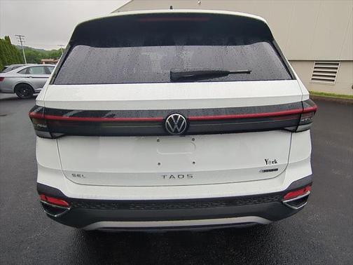 2025 Volkswagen Taos 1.5T SEL
