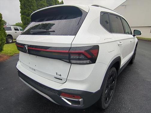 2025 Volkswagen Taos 1.5T SEL