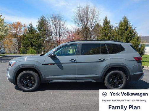 Pure Gray 2026 Volkswagen Atlas Peak Edition