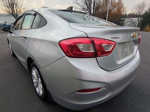 2018 Chevrolet Cruze LS