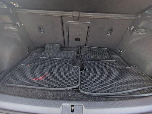 2019 Volkswagen Golf GTI 2.0T S 4-Door