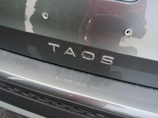 2025 Volkswagen Taos 1.5T SEL