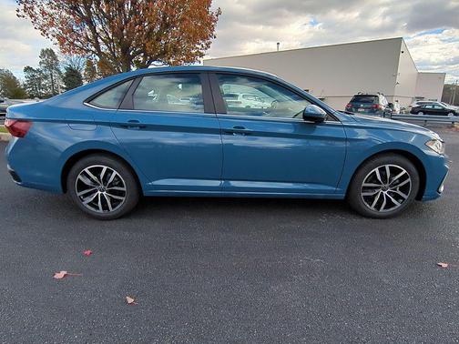 2026 Volkswagen Jetta 1.4T SE