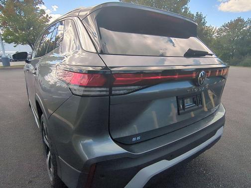 2025 Volkswagen Tiguan 2.0T SE 4MOTION