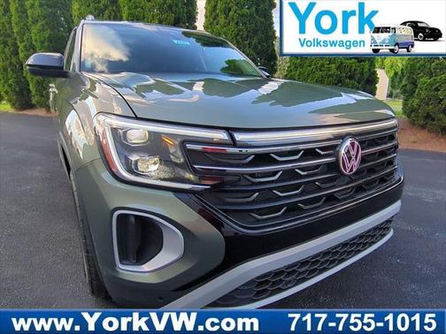 2025 Volkswagen Atlas 2.0T Peak Edition