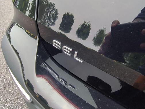 2022 Volkswagen Taos 1.5T SEL