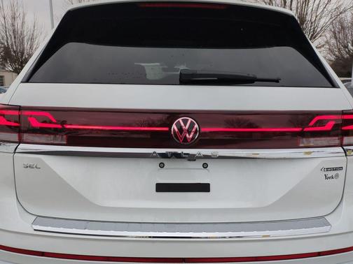 2024 Volkswagen Atlas 2.0T SEL Premium R-Line 4MOTION