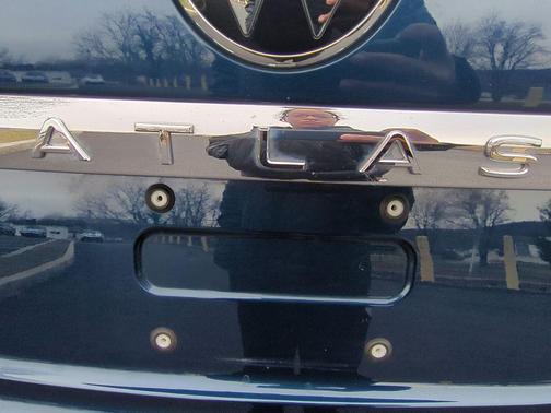 2023 Volkswagen Atlas Cross Sport 2.0T SE