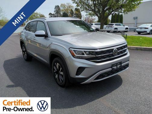 Pyrite Silver Metallic 2022 Volkswagen Atlas Cross Sport 2.0T SE