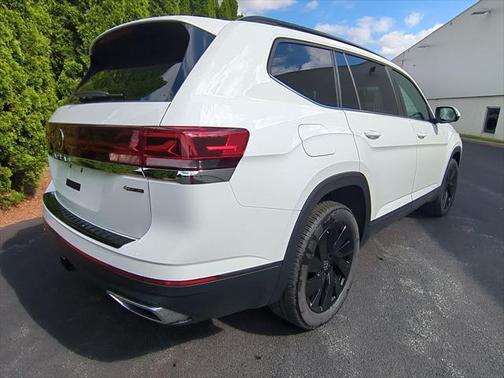 2025 Volkswagen Atlas 2.0T SE w/Technology 4MOTION