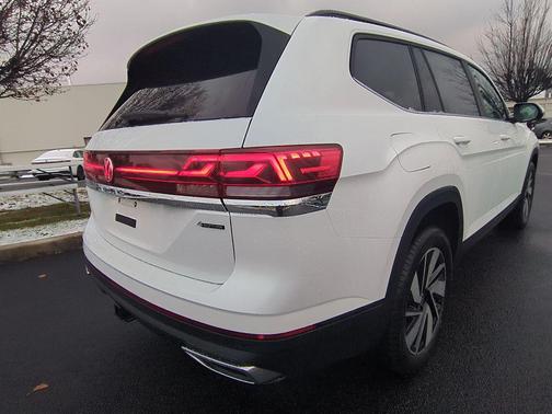 2026 Volkswagen Atlas 2.0T SE w/Technology 4MOTION