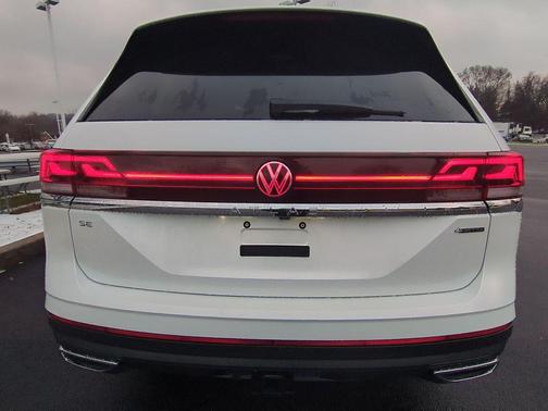 2026 Volkswagen Atlas 2.0T SE w/Technology 4MOTION