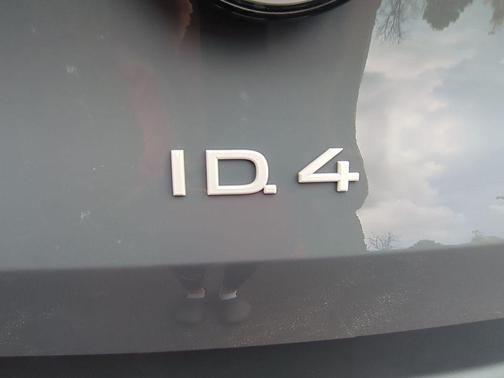2025 Volkswagen ID.4 Pro S Plus
