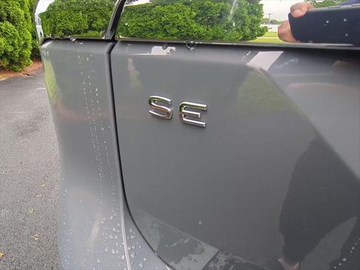 2025 Volkswagen Atlas 2.0T SE w/Technology 4MOTION