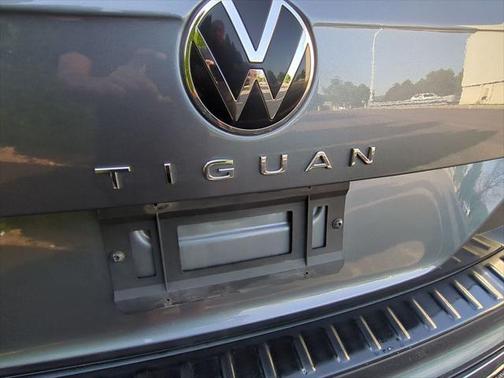 2024 Volkswagen Tiguan 2.0T SE R-Line Black 4MOTION
