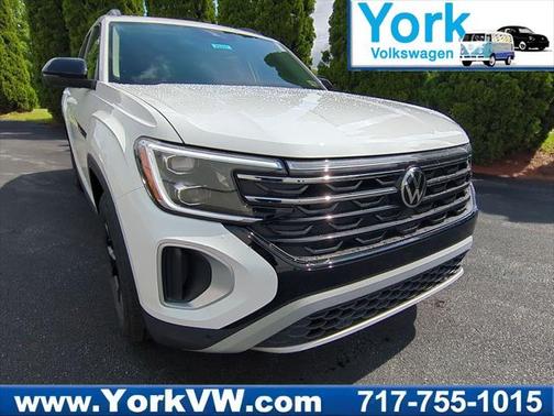 2025 Volkswagen Atlas 2.0T Peak Edition