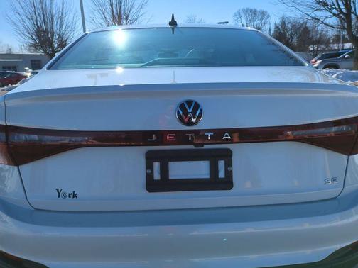 2025 Volkswagen Jetta 1.5T SE