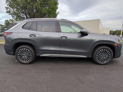 2025 Volkswagen Tiguan 2.0T S 4MOTION