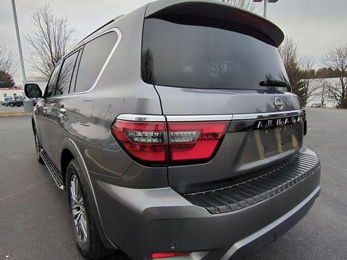 2023 Nissan Armada SL 4WD